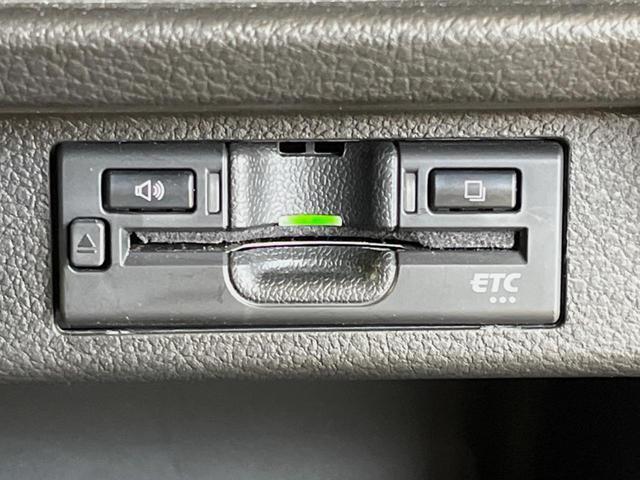 20330044_carP_l_14.jpg