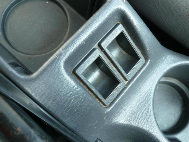0800205A30251203W00119.jpg