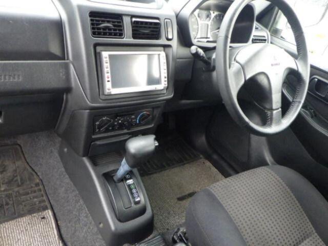 23125348_carP_l_13.jpg
