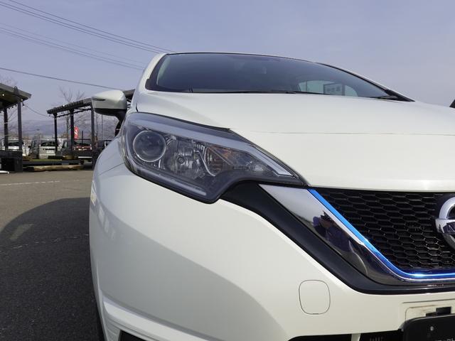 0904156A30250327W00111.jpg