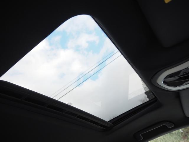 0904095A30260228W00403.jpg