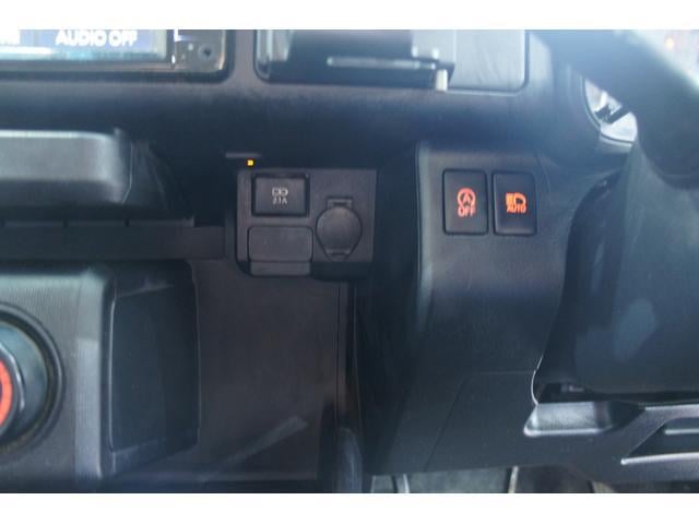 0208911A30240526W00309.jpg