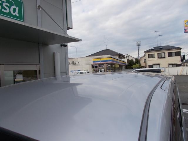 0551785A30250929W00415.jpg