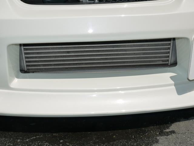 0503049A30250618W00107.jpg