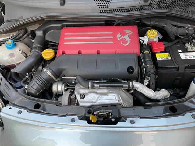 21272592_carP_l_2.jpg