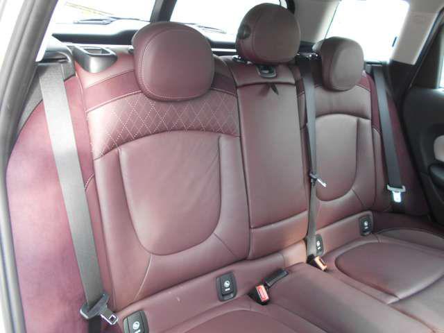 0492d092552e489c4148c8a1aa70770d.jpg
