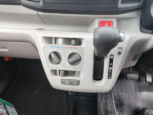 1001997A30260331W00105.jpg
