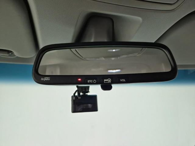 5111000976R15.jpg