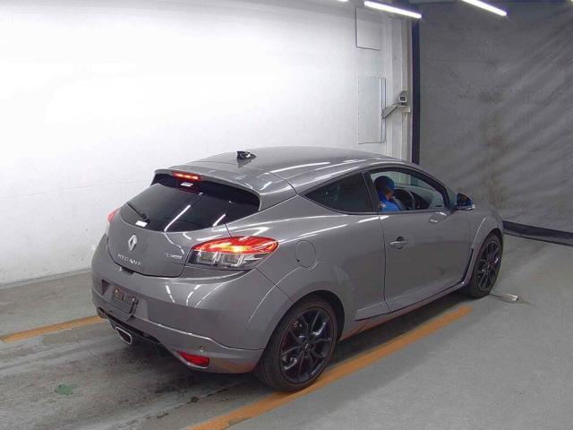 23112947_carP_l_10.jpg