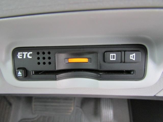 0505203A30250907W00215.jpg