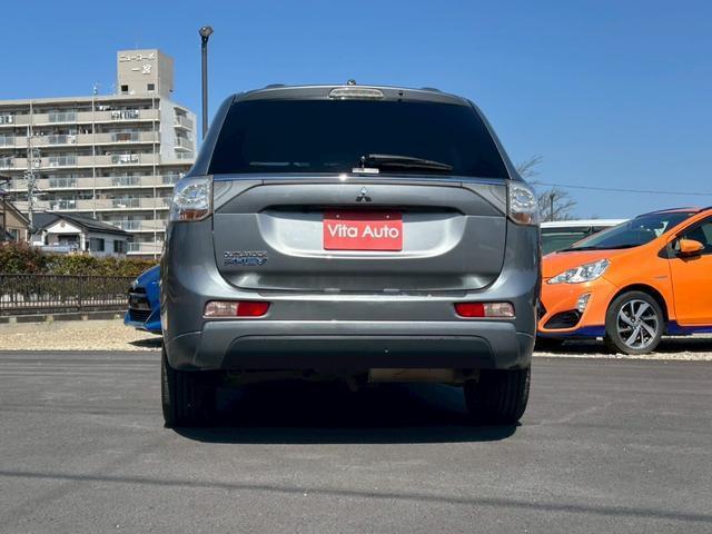 22719605_carP_l_5.jpg