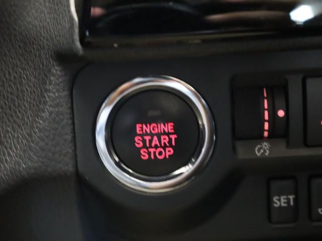 0508207A30250922W00414.jpg