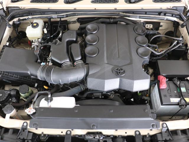 0560694A30260403W00110.jpg
