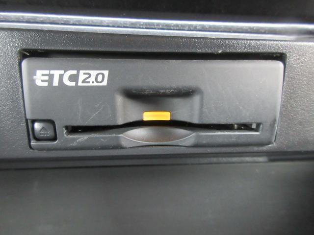 22855142_carP_l_5.jpg