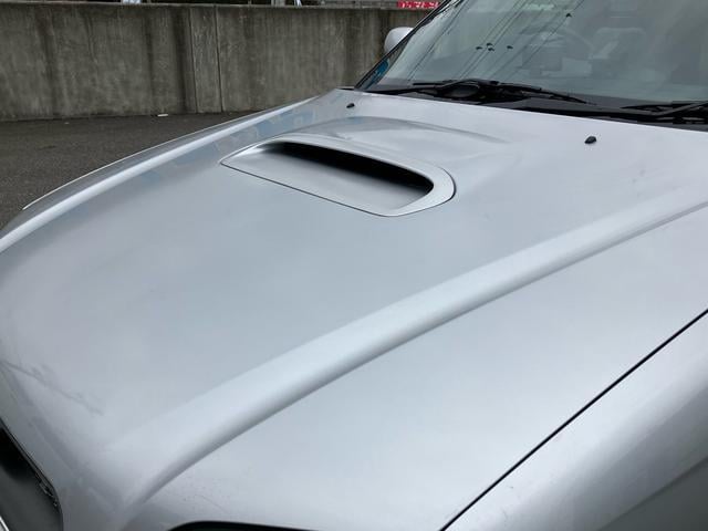 0708536A30250211W00111.jpg