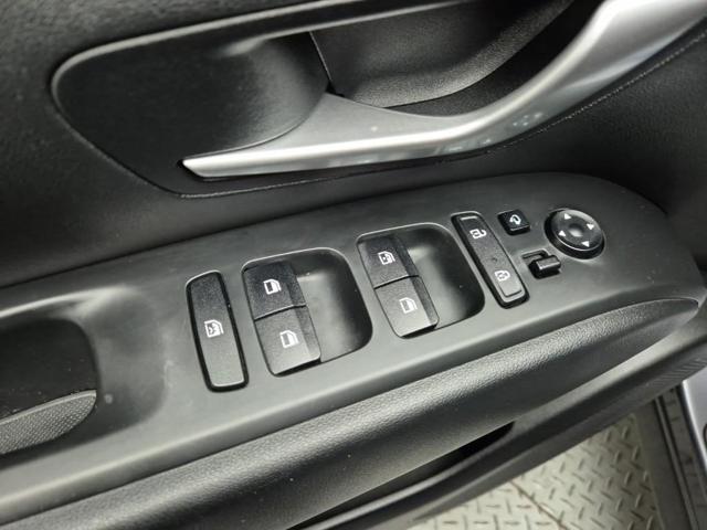5121000376R18.jpg