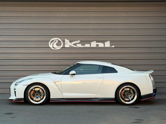 0208637A30260218W00105.jpg