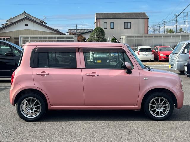 0403579A30251106W00210.jpg