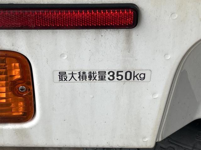 1101196A30260327W00115.jpg
