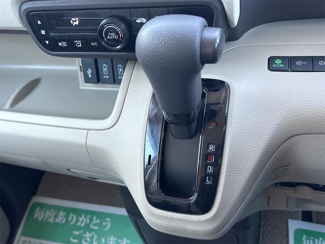 0404411A30251216W00709.jpg