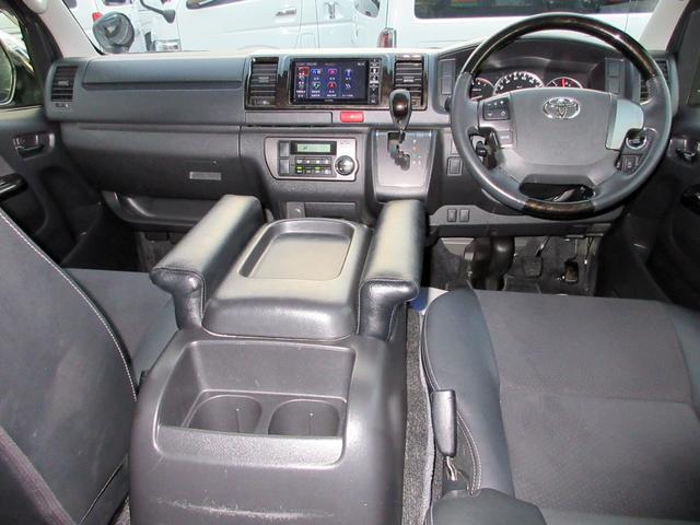 0500199A30250930W00106.jpg
