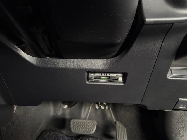 1020009A20251122W00216.jpg