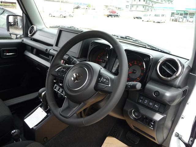 0740004A30250716W00119.jpg