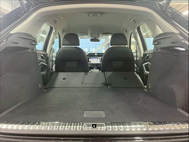 20828390_carP_l_16.jpg