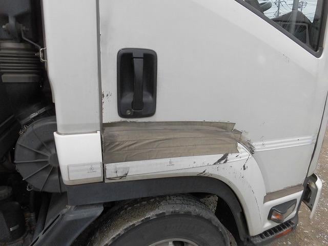 8ac2be85aef277f921767aac74122703.jpg