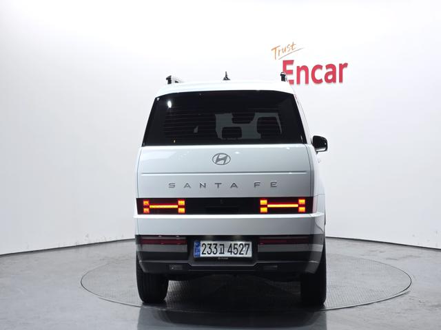 2b5ec72b92744b99037b893eff951f7c.jpeg