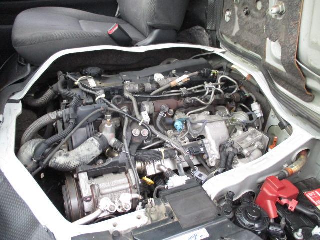 0400861A30251125W00107.jpg