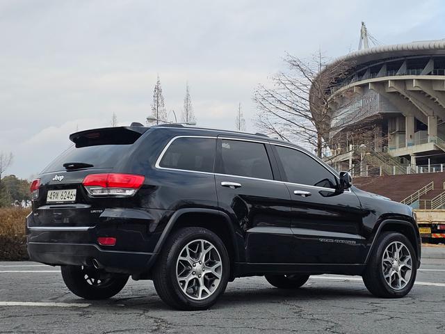 0a2685dbeeb250754a2c74719d84f5e1.jpeg