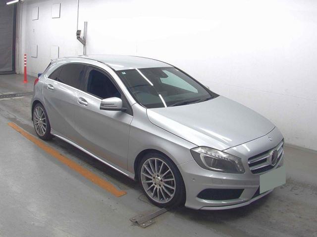 22004445_carP_l_1.jpg