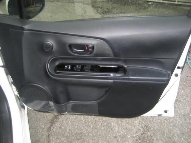 0560887A30260321W00109.jpg