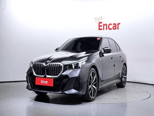 0ec71bdee2ef1b3f3039fc496138ba36.jpg