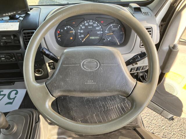 84235_37.jpg