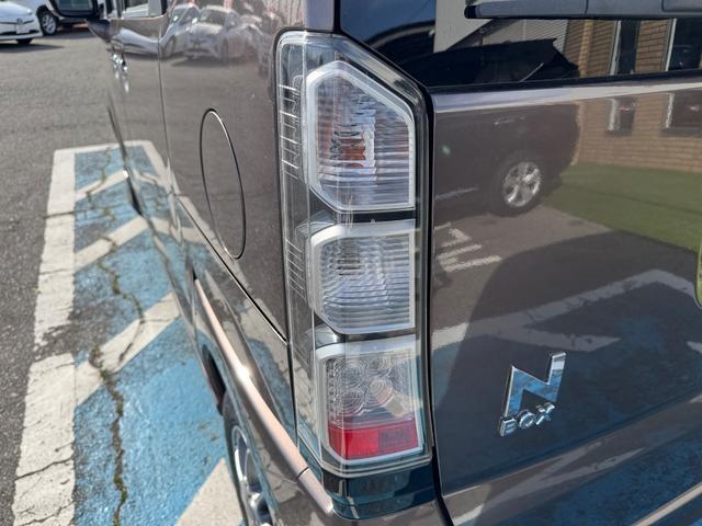 0404193A30250326W00212.jpg