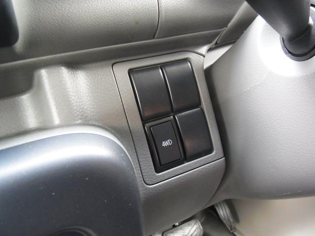 0580696A30250712W00102.jpg