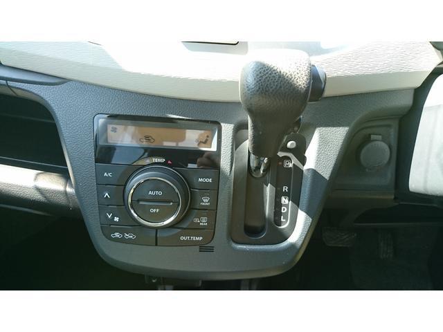 0940197A30250428W00115.jpg