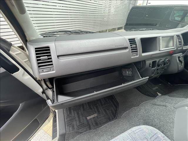 d40ac51517bc09b4d939ede496c13e69.jpg