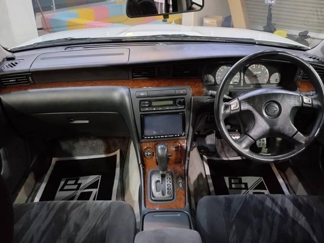 0541187A30260112W00205.jpg