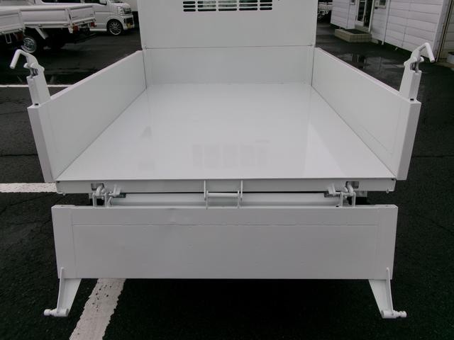 0740030A30250522W00204.jpg