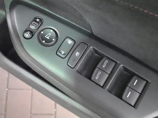 0201190A30250804W00118.jpg