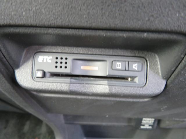 0704089A30260406W00108.jpg