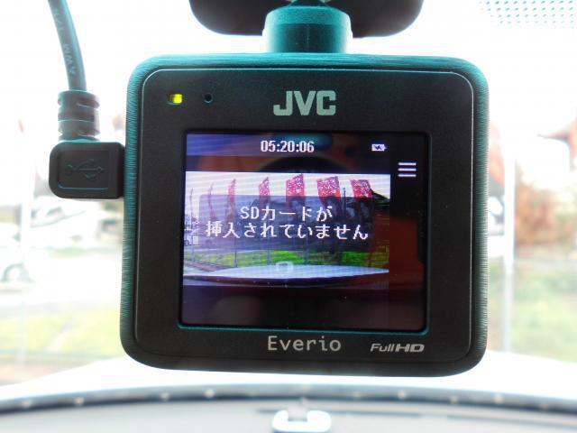 23150559_carP_l_2.jpg