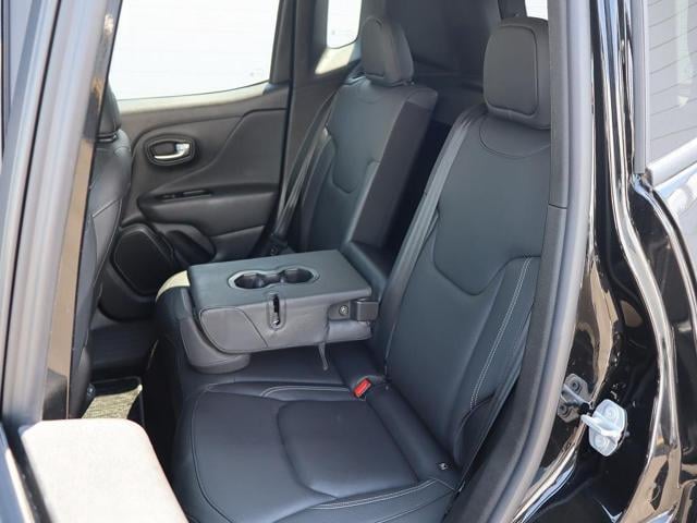 2701679756805358297a00cc0dc3e844.jpg