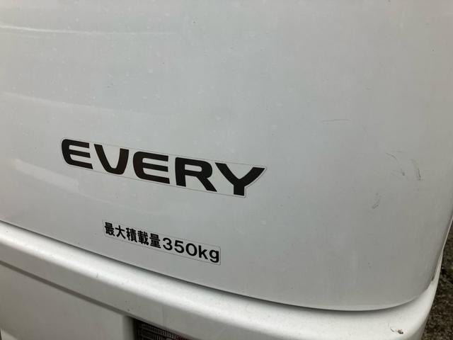 1101196A30241002W00106.jpg