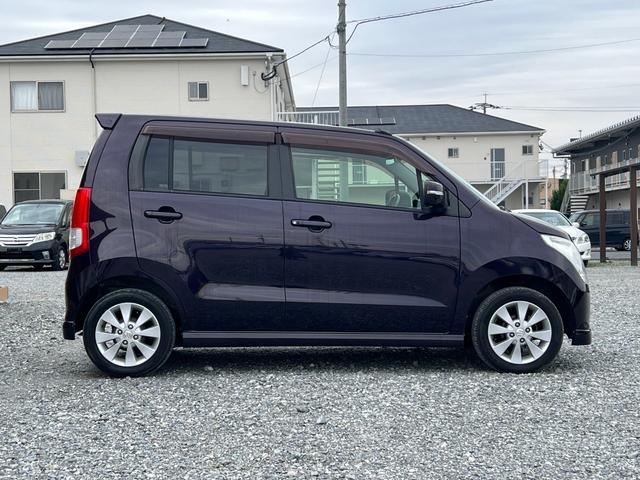 0805194A30251112W00410.jpg