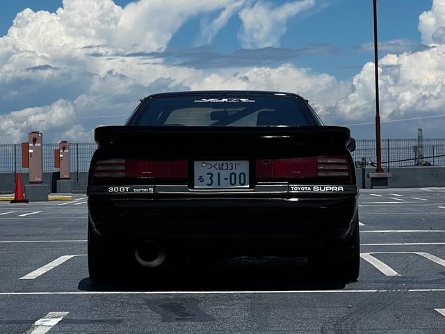 0404407A30250809W00107.jpg