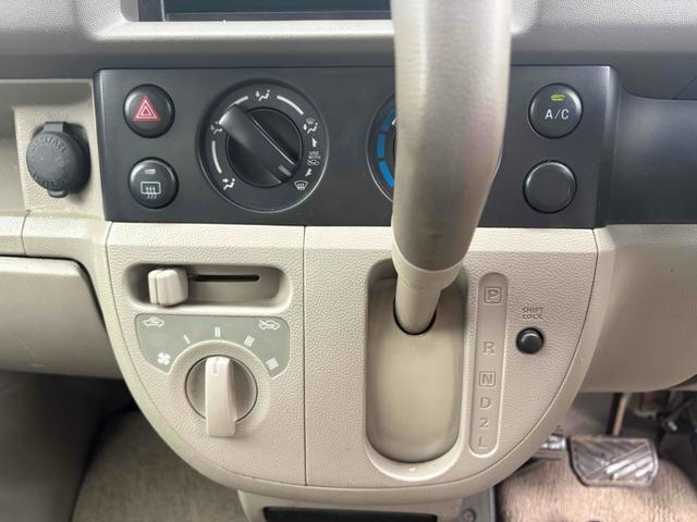 0805149A30260225W00203.jpg